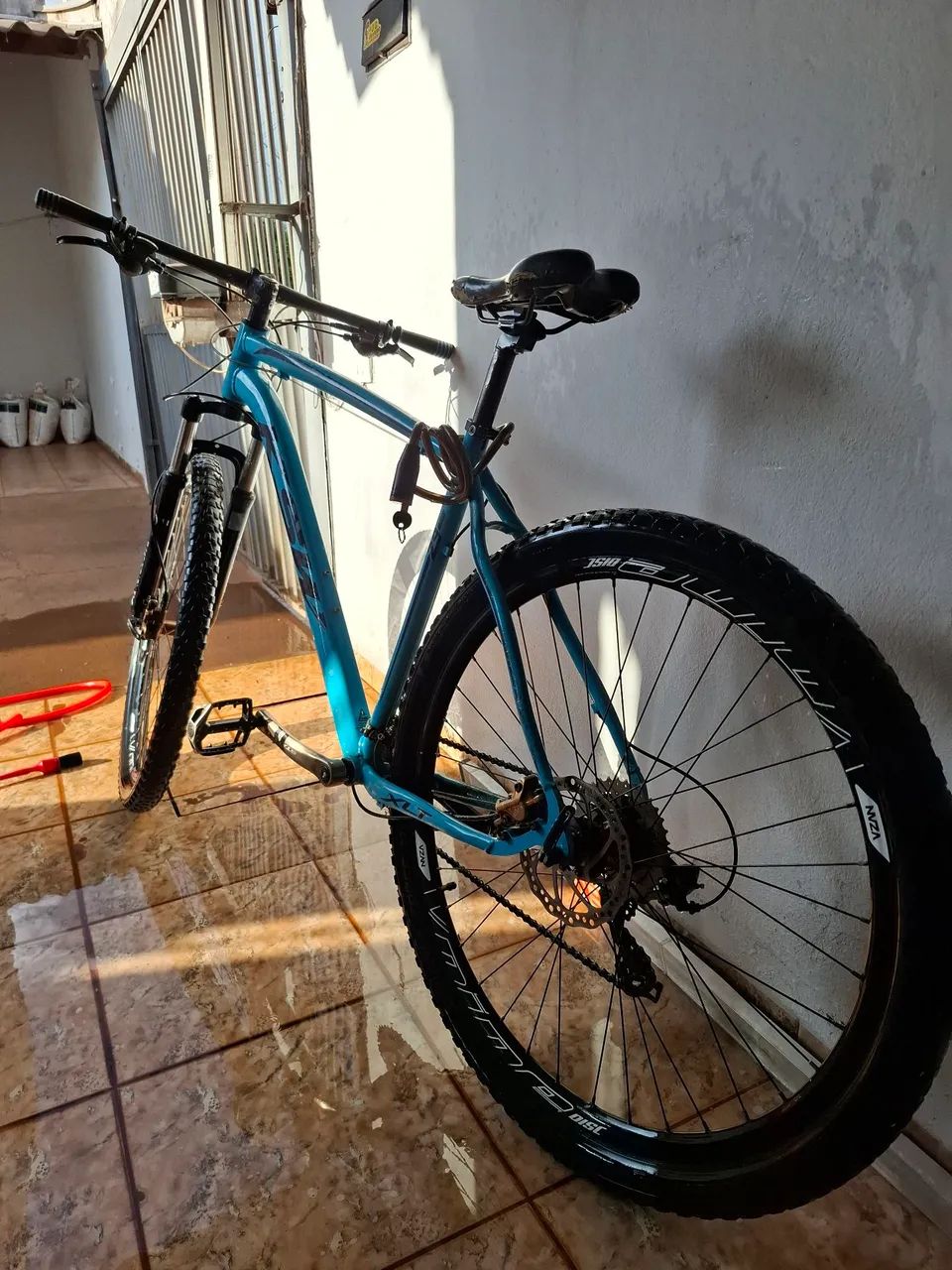 Bicicleta Aro 29 Shimano - Foto 2