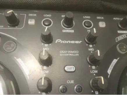 CONTROLADORA PIONEER DDJ - WeGo À VENDA COM CABO E CASE - Foto 3