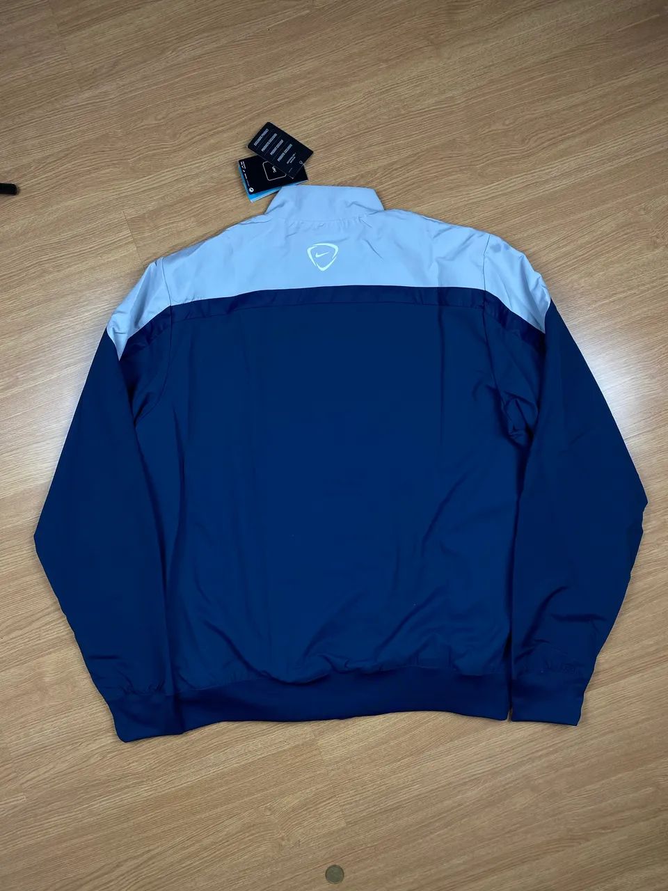Conjunto raro do PSG na etiqueta desde 2013 - Foto 4