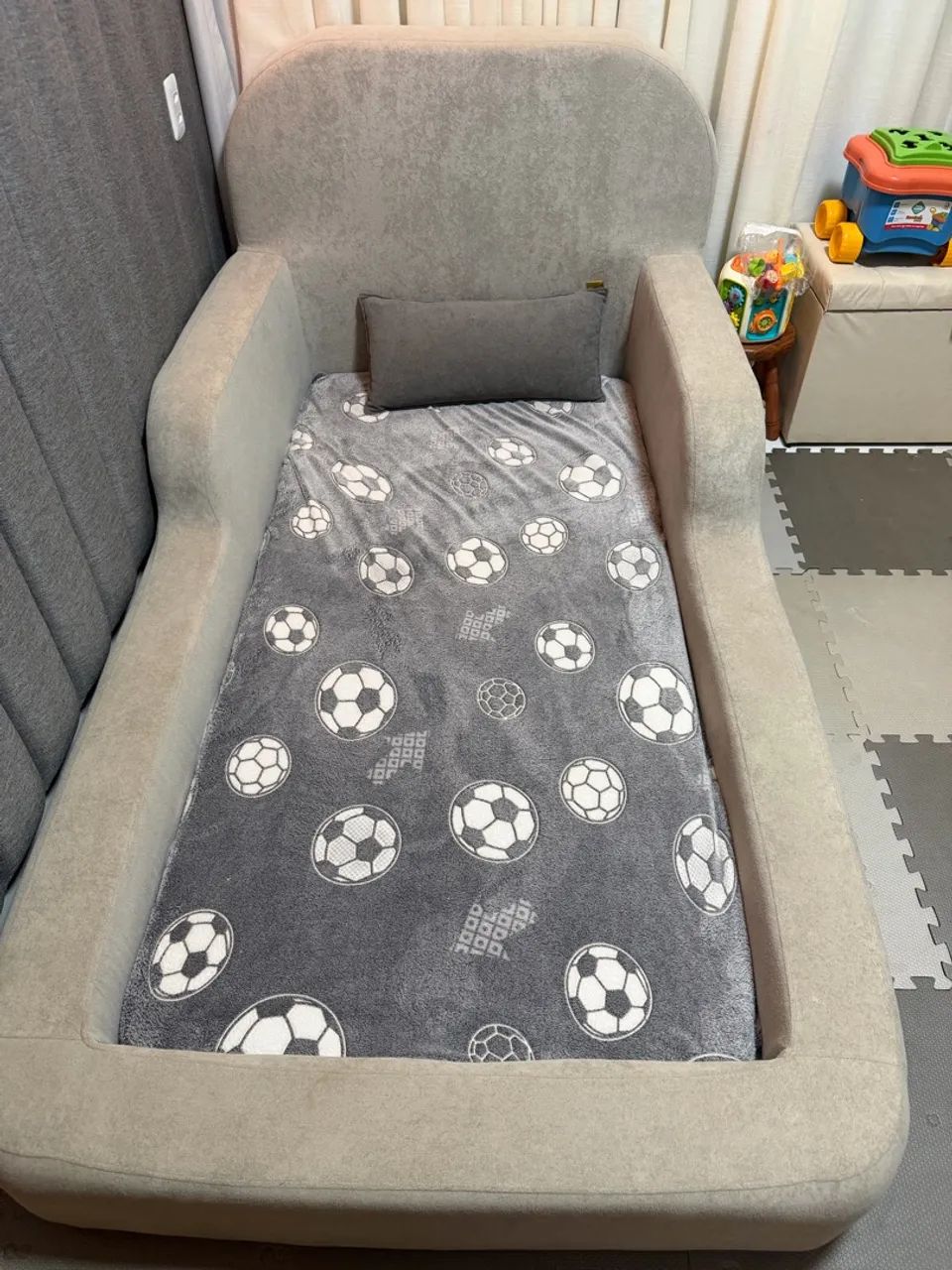 Cama Montessoriana Solteirão com colchão 