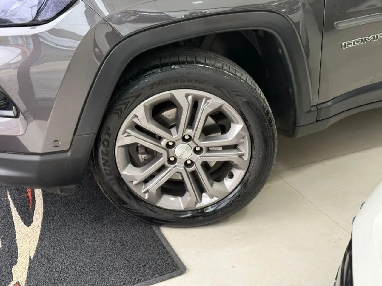 Jeep Compass Long. T270 1.3 TB 4X2 Flex AUT 2023 - Foto 3
