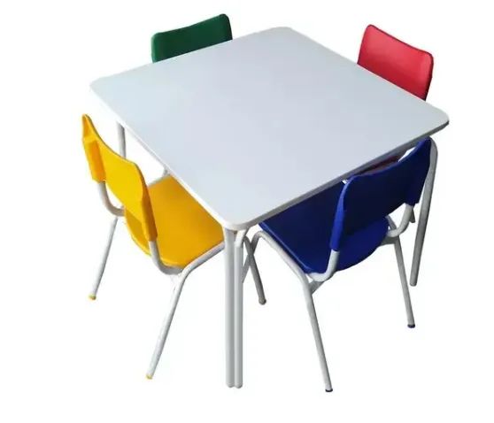 Mesa coletiva infantil (4 lugares)