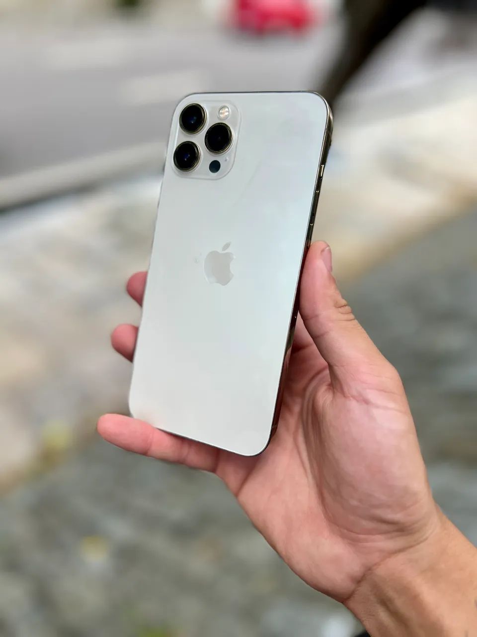 iPhone 12 Pro Max 128gb - Celulares e Smartphones - Compensa