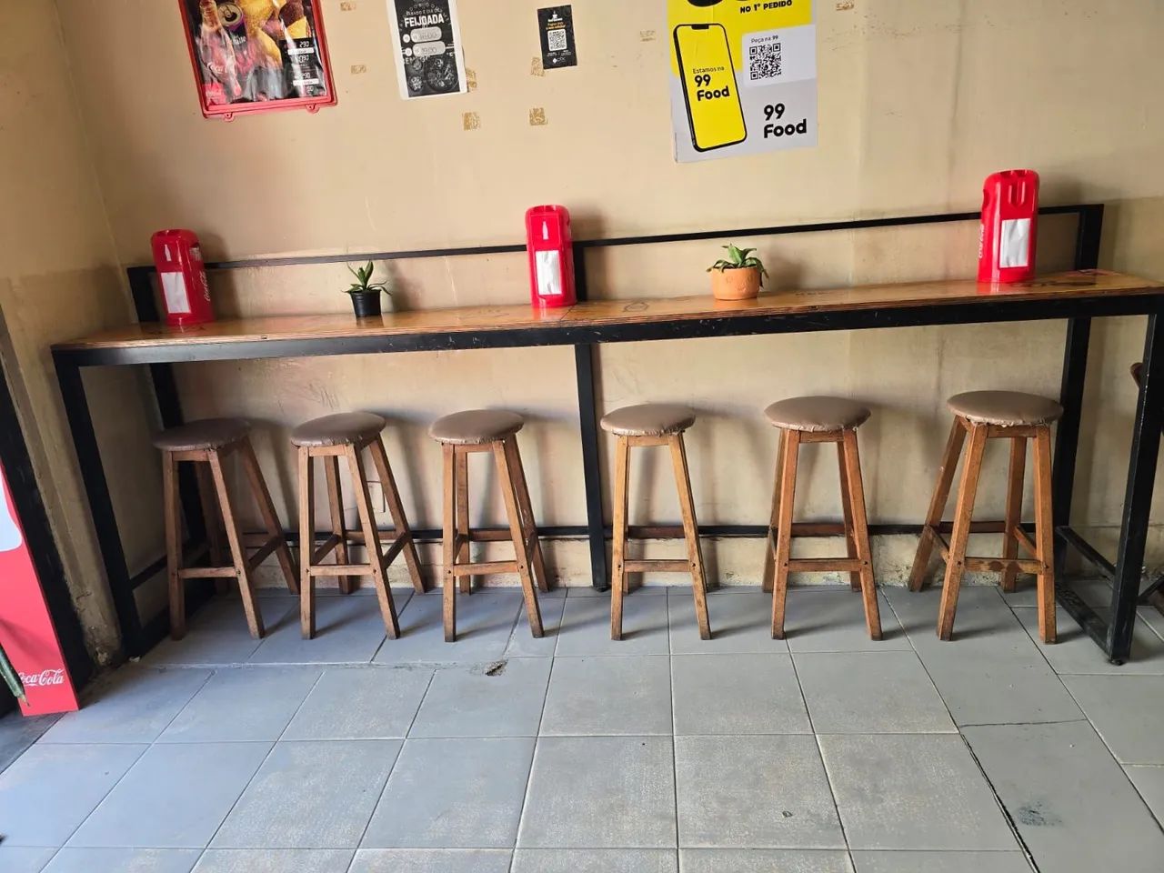 Bancada de lanchonete e banquetas - Foto 2