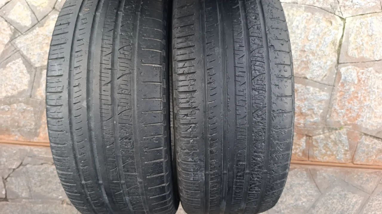  Pneus Pirelli 235/ 45/ R19