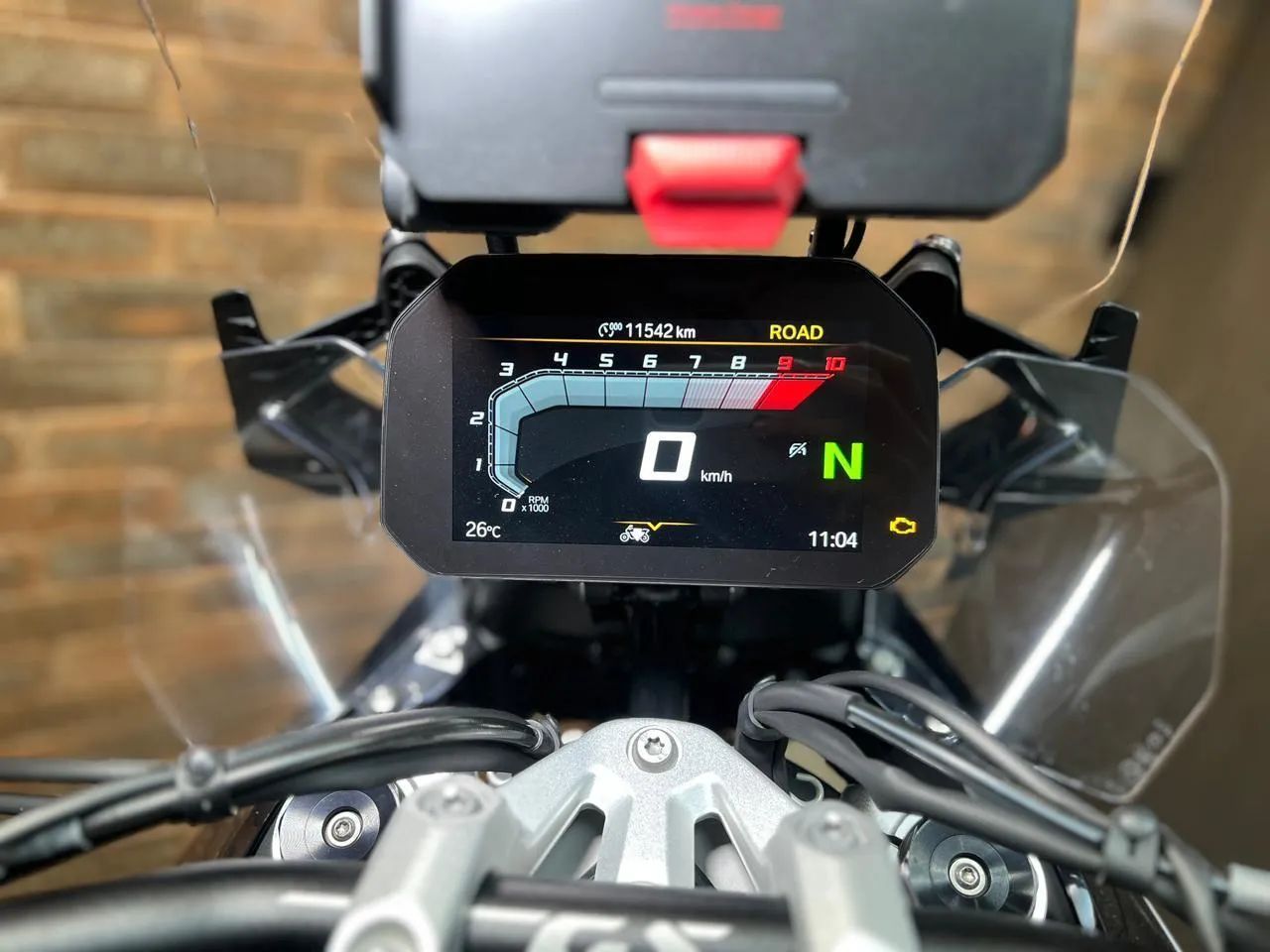 R 1300 GS R TRIPLE BLACK PRETA 2024/2025 - Foto 4