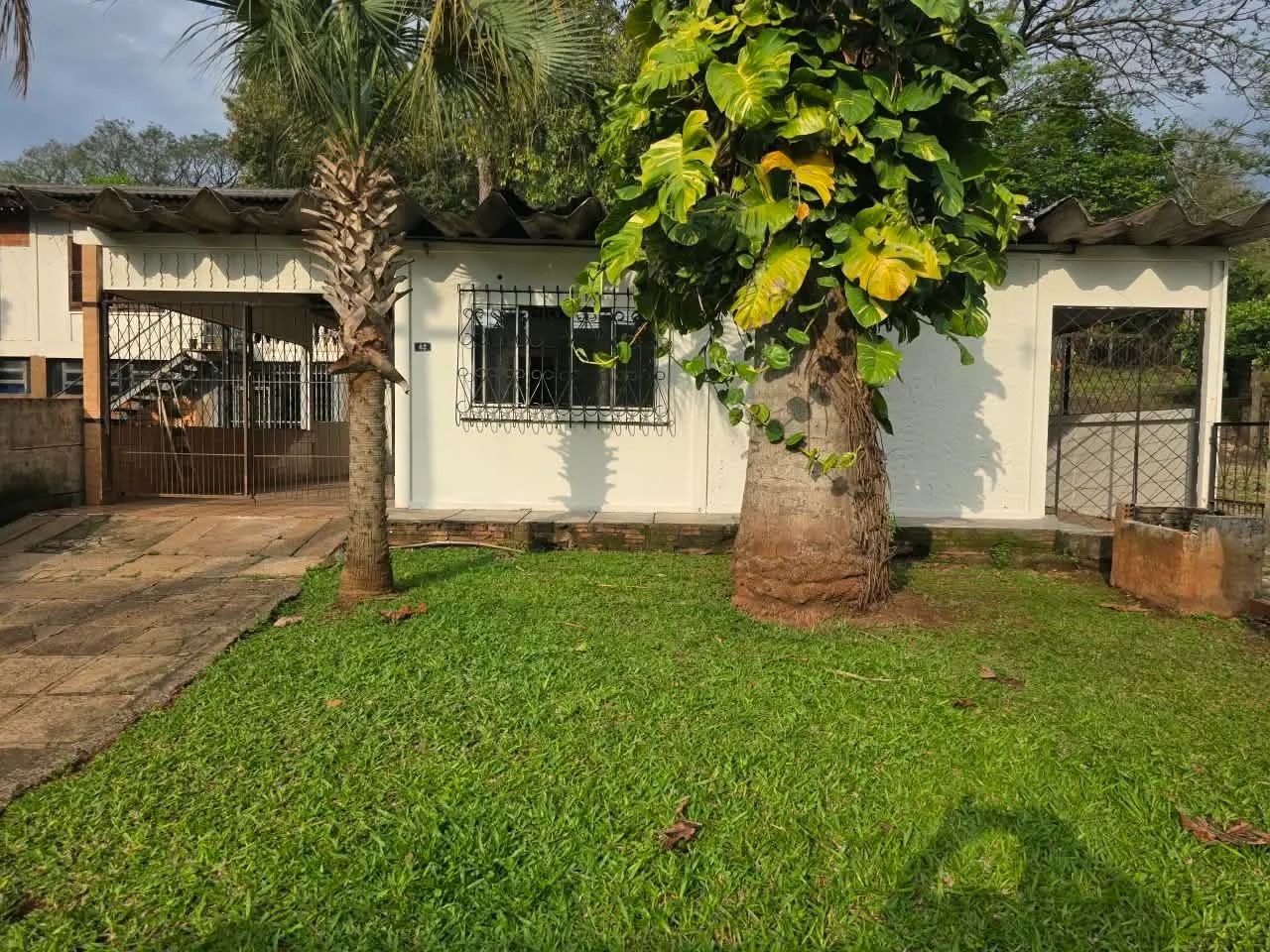 Alugo casa no centro De foz