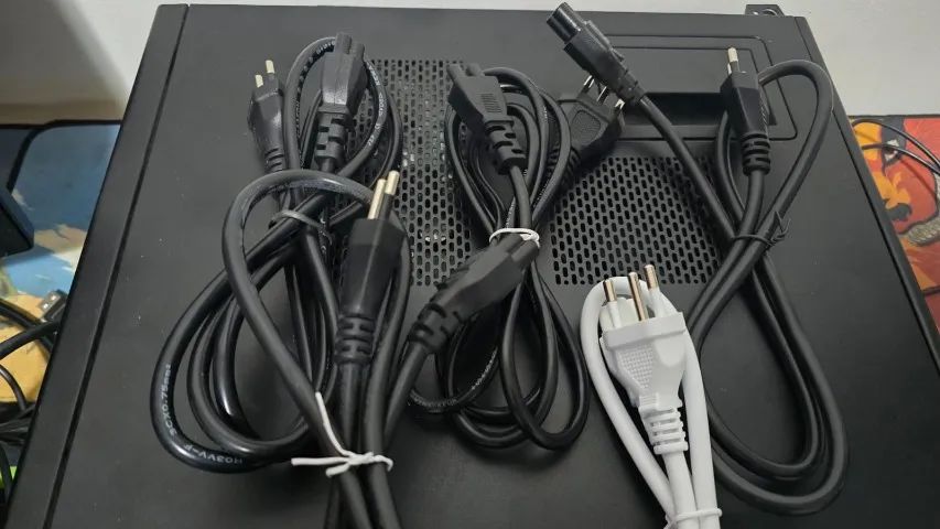 Lote de 5x Cabos De Força Tripolar para fonte - Foto 2