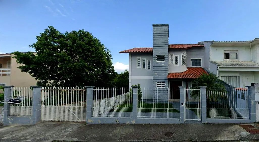 Casa de 3 dormitórios à venda no Canto