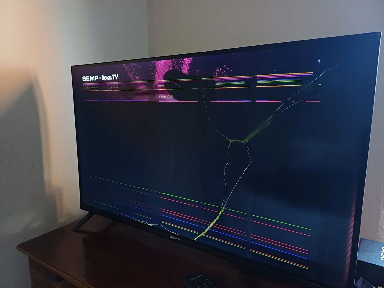 Smart tv com defeito
