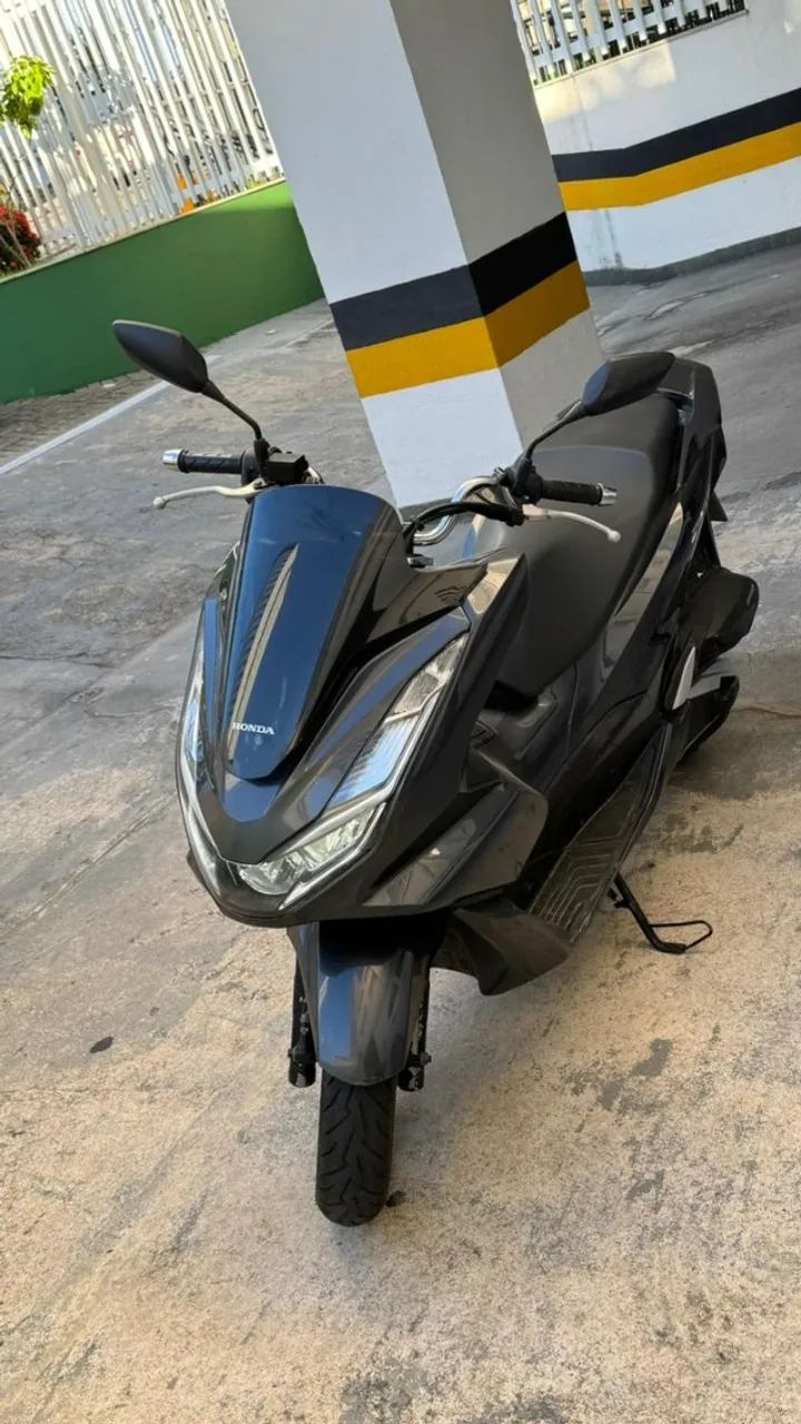 Honda PCX Preta - Estado de Zero! - Foto 2