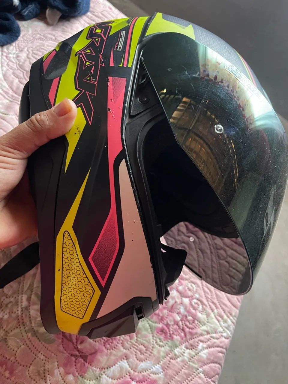 CAPACETE