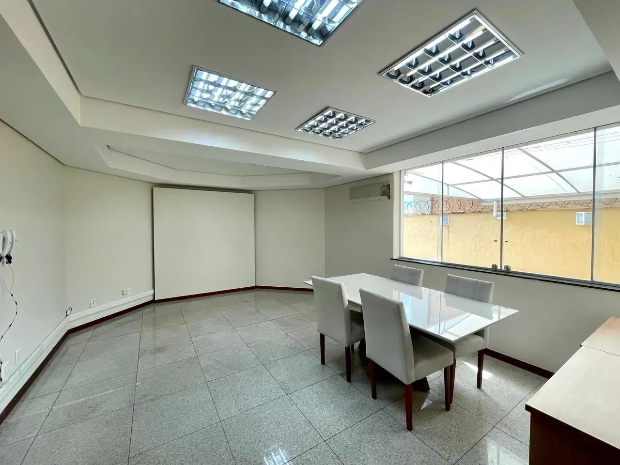 ANDAR COMERCIAL AMPLO EM EXCELENTE LOCALIZAÇÃO!! - Foto 2