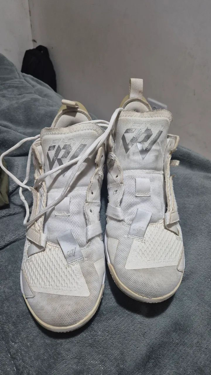 Jordan Triple White 43/44 - Foto 3