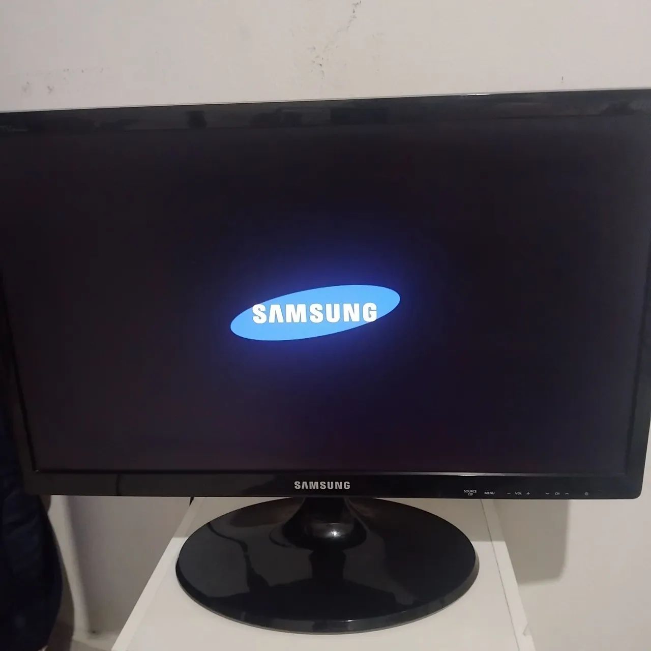 Monitor 22 wide TV Samsung 22T310C usb hdmi componente video Av , in Phone