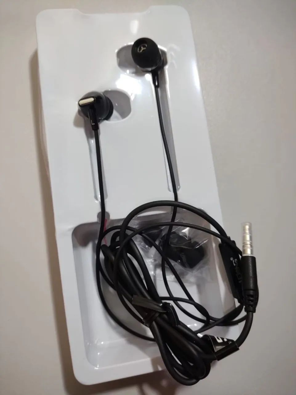 Vendo Fone de ouvido e microfone, modelo Lelong LE-0203 - Foto 3