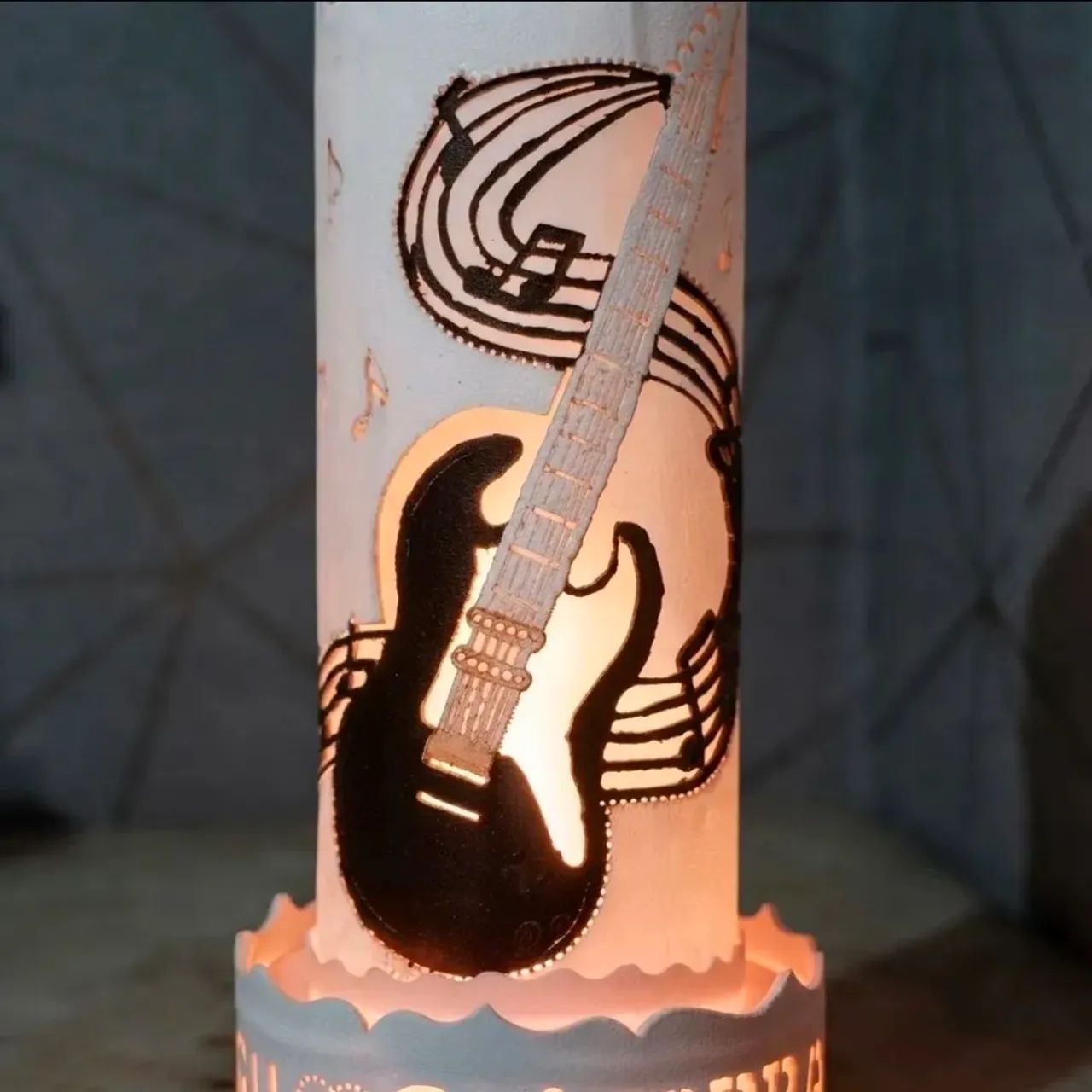 Luminária em pvc com tema ROCK _ GUITARRA  - Foto 3