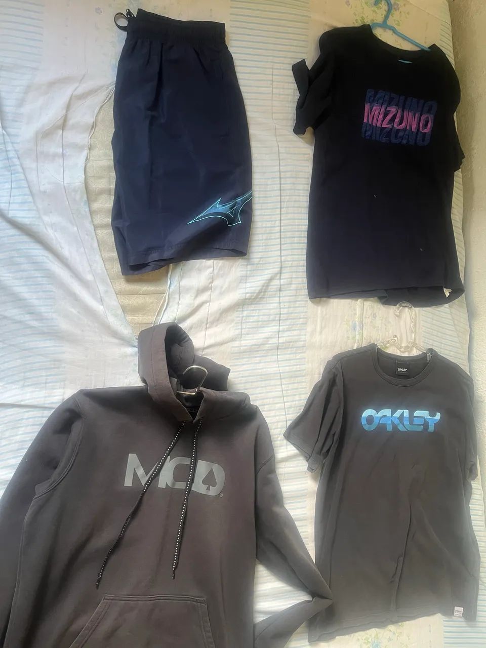 Roupas originais seme nova - Foto 2