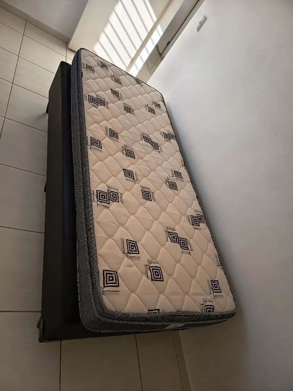 Colchão Probel + box (solteiro) 