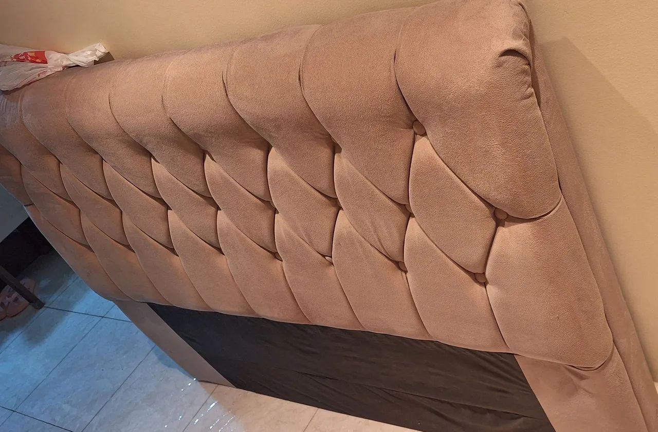 Vendo Cabeceira Cama Queen - Foto 2