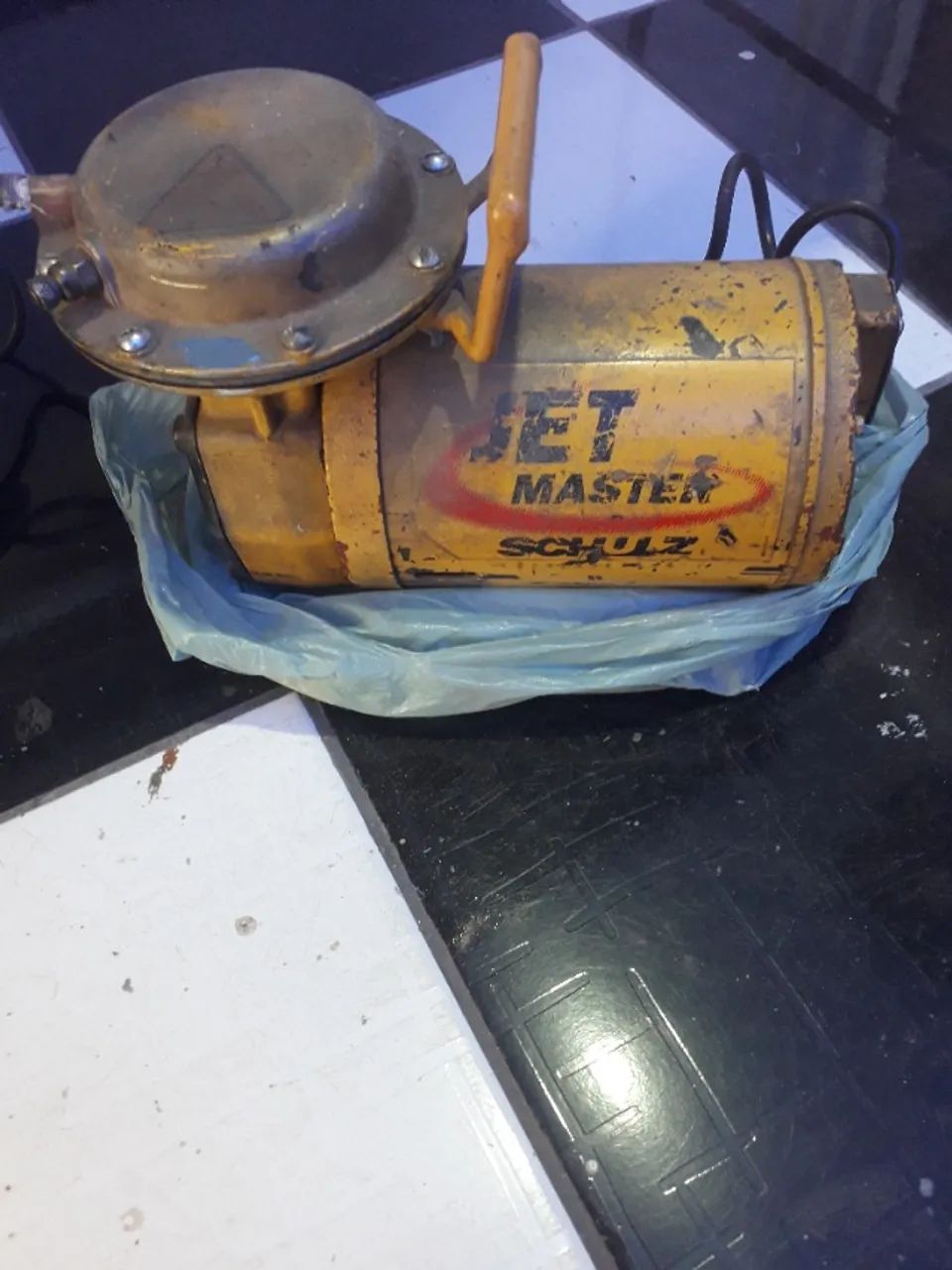 Vendo esse compressor para retirada de peças Schulz Compressores - Foto 3