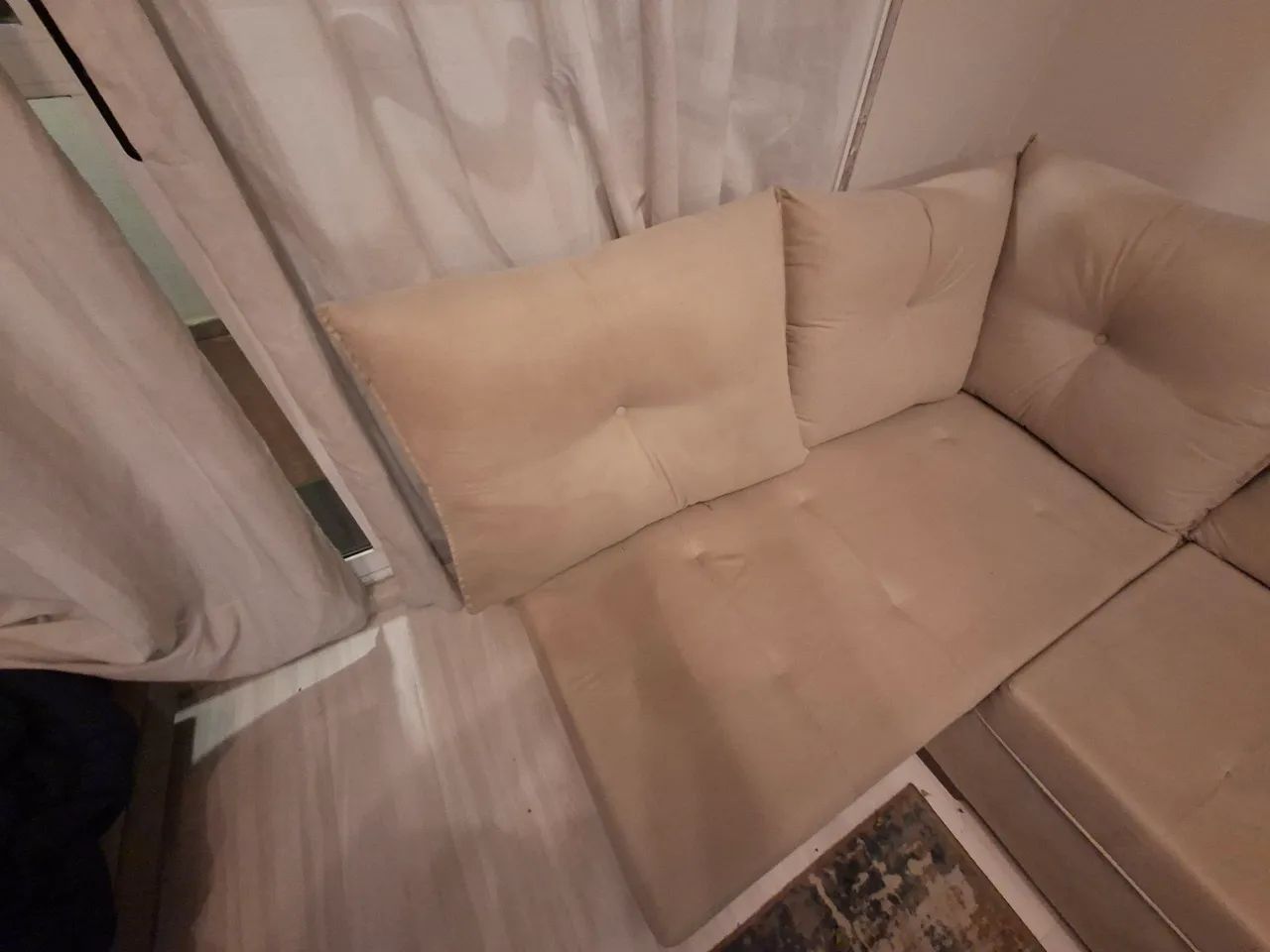 Vendo Sofá de Canto 7 Lugares Glória Suede bege - NÃO RETRATIL - Foto 4