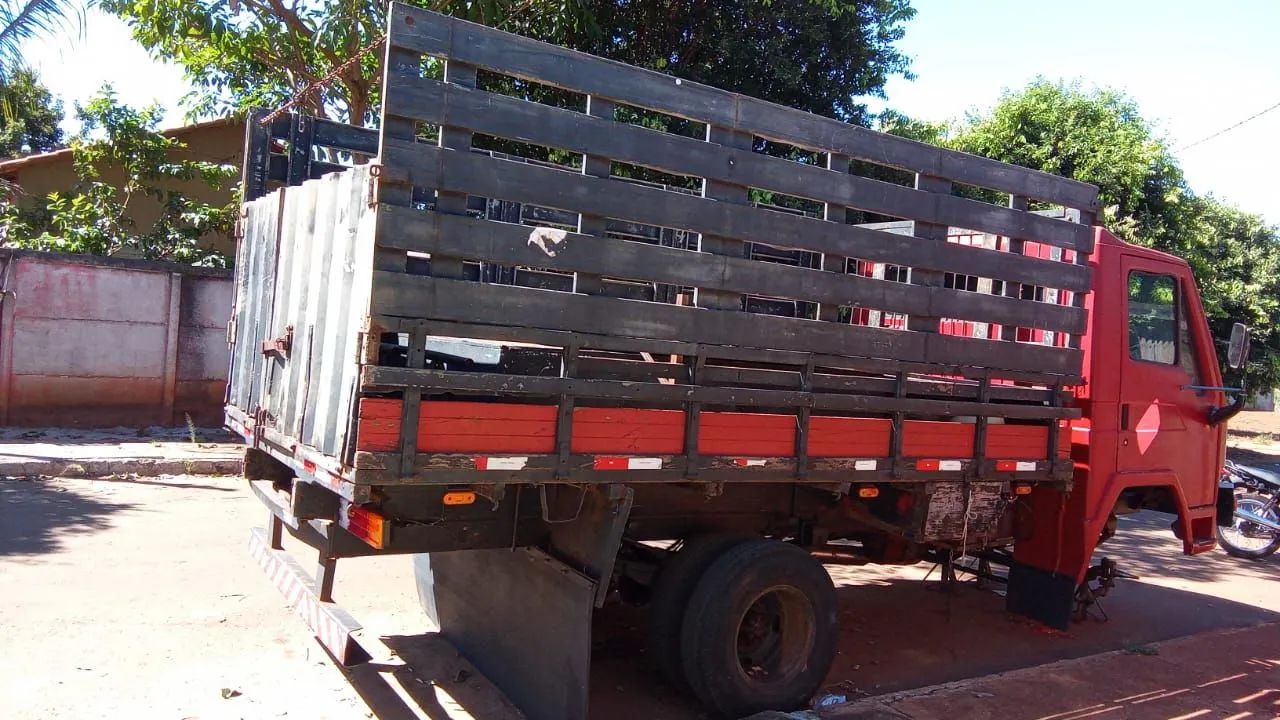 Caminhão Agrale RD 1600 ano 86 3 cilindros MWM  - Foto 6