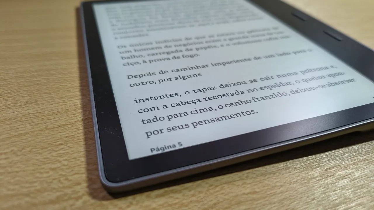 Kindle Oasis 10° geração com capa - Foto 3