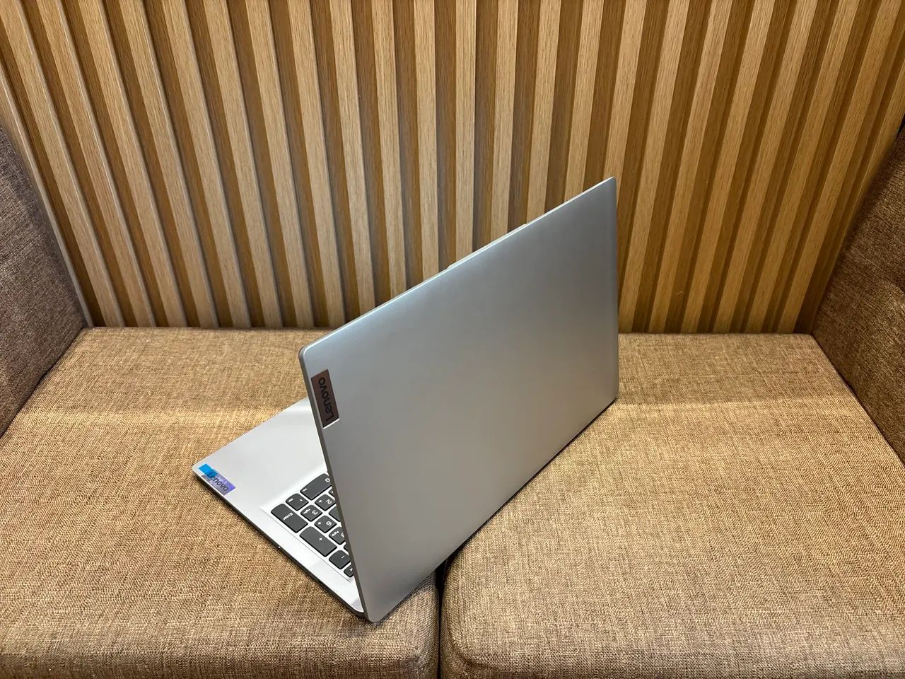 Notebook Lenovo NOVÍSSIMO core I3  - Foto 2