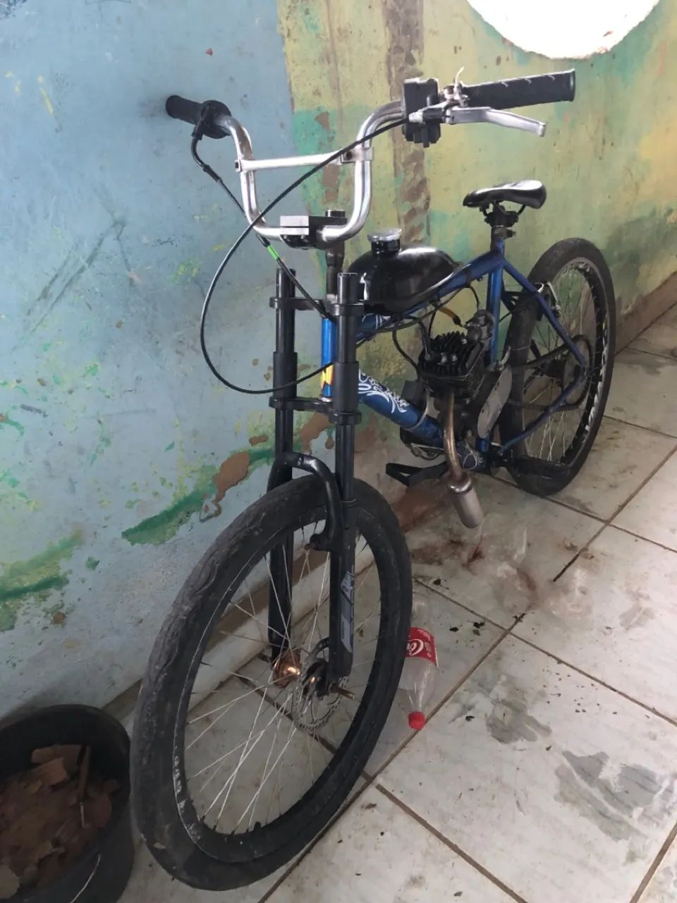 Bicicleta a motor 