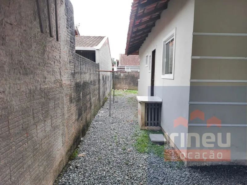CASA RESIDENCIAL ARAQUARI - SC - Foto 4