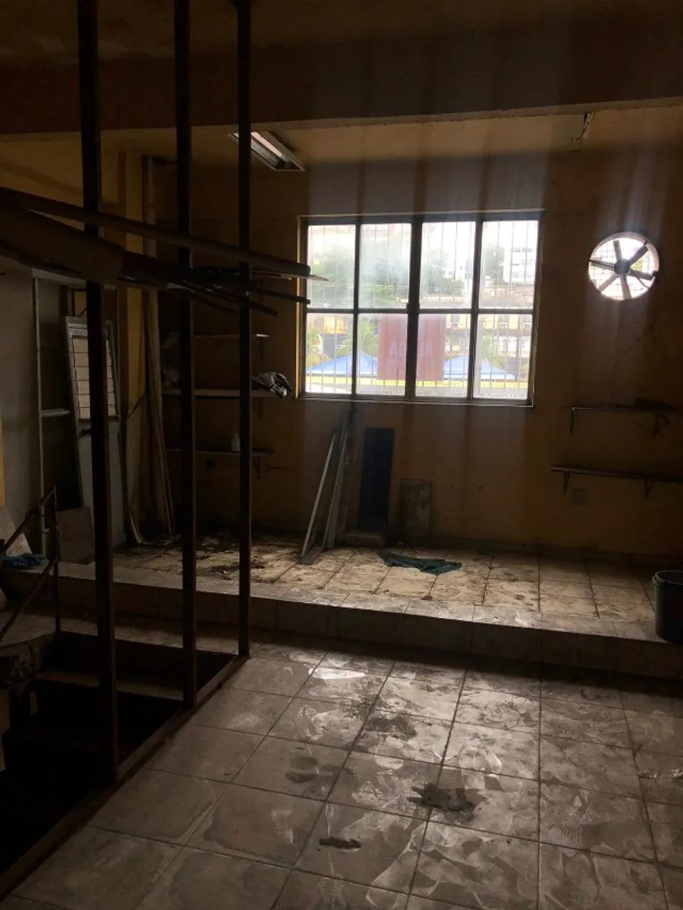 Sobre Loja Comercial em Duque de Caxias - Foto 2