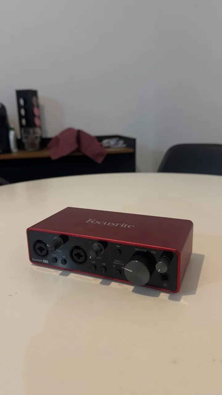 Interface Focusrite 2i2 3 geração
