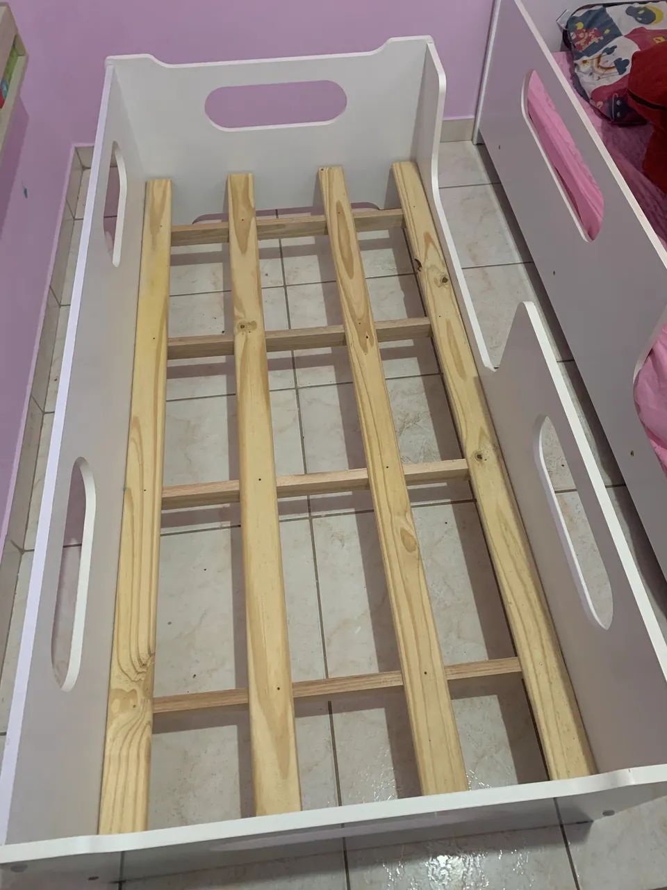 Mini cama montessoriana