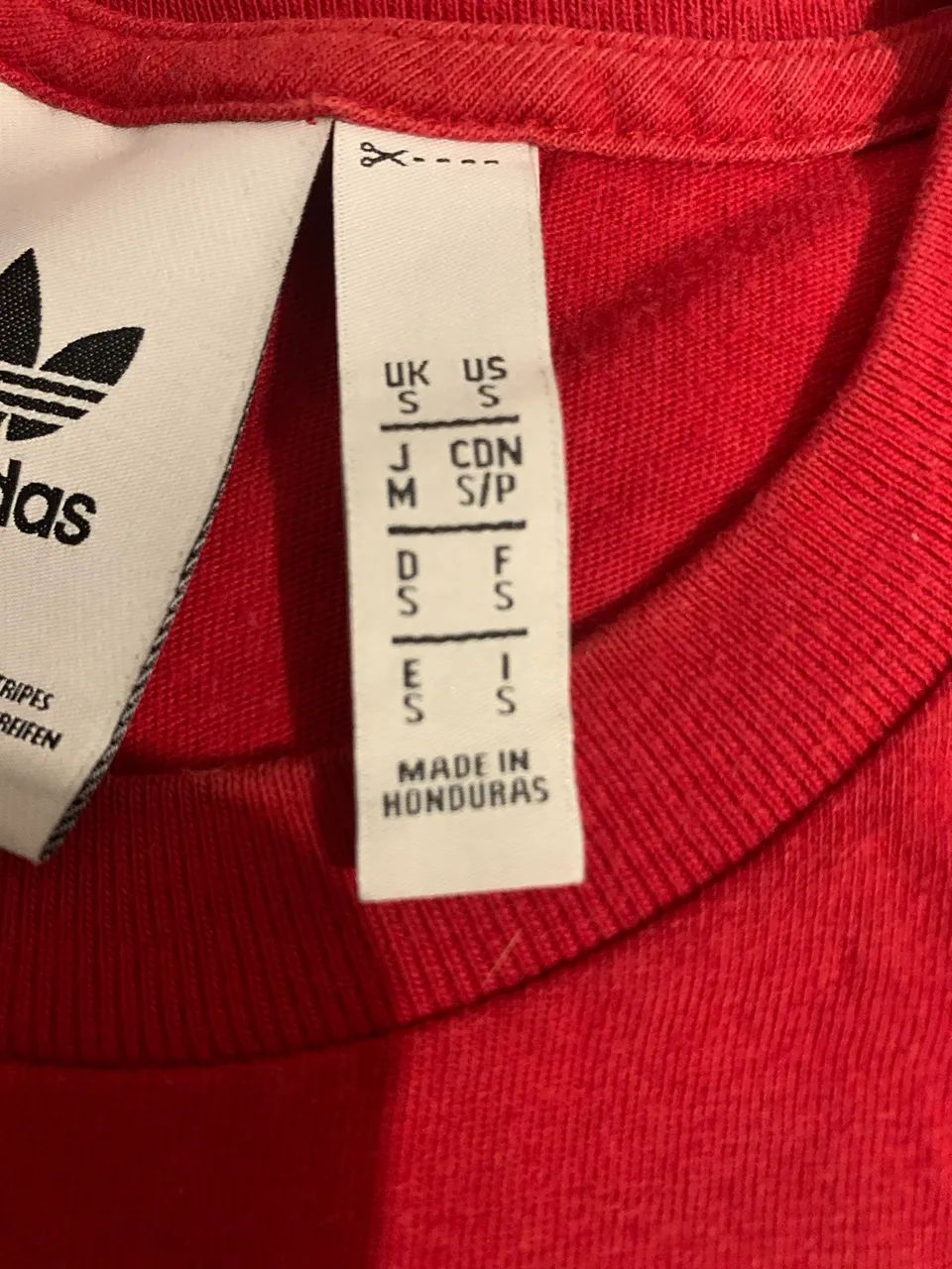 Camiseta adidas original vermelha retrô importada  - Foto 3