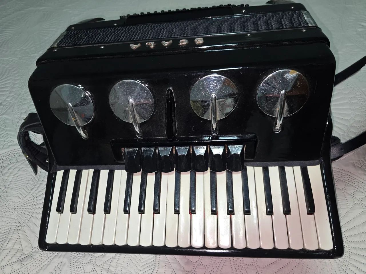 Acordeon Scala 80 Baixos Teclado Piano - Ótimo Estado - Foto 3
