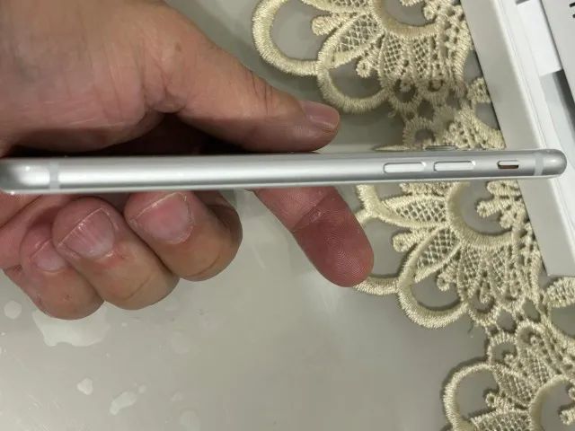 iPhone 8 branco 64 gb - Foto 3
