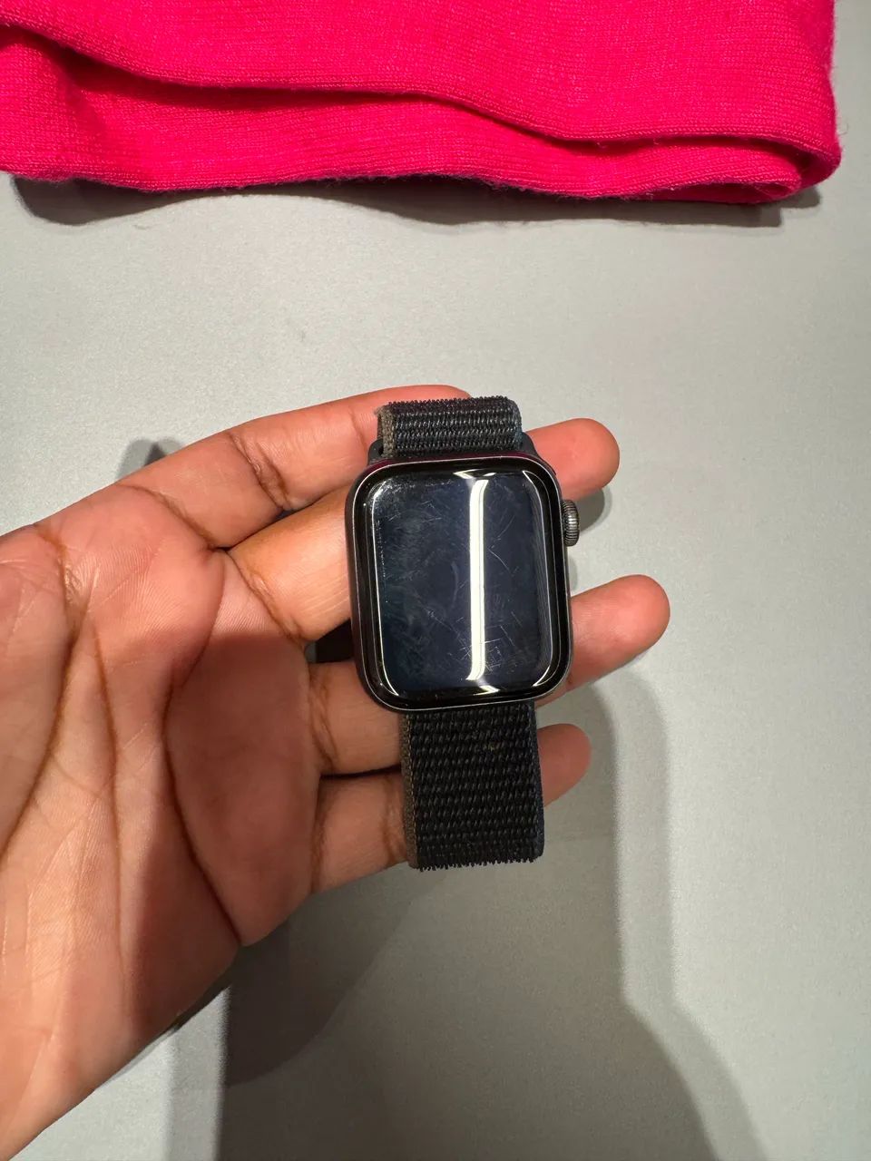Apple Watch SE 2021 40mm GPS + CELULAR única dona  - Foto 3