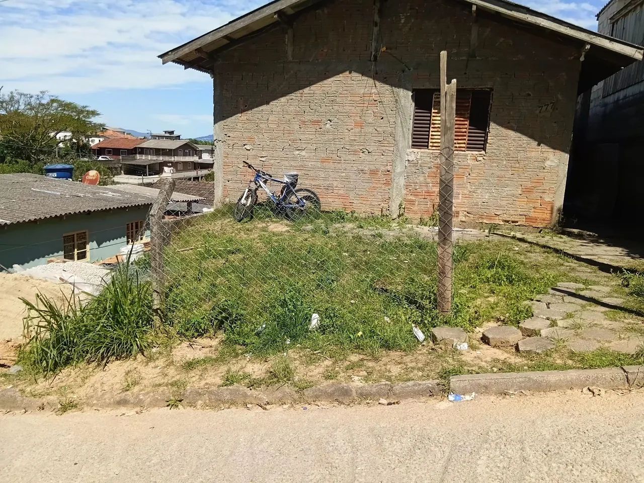 Vendo 1 casa e 1 kit net - Foto 2