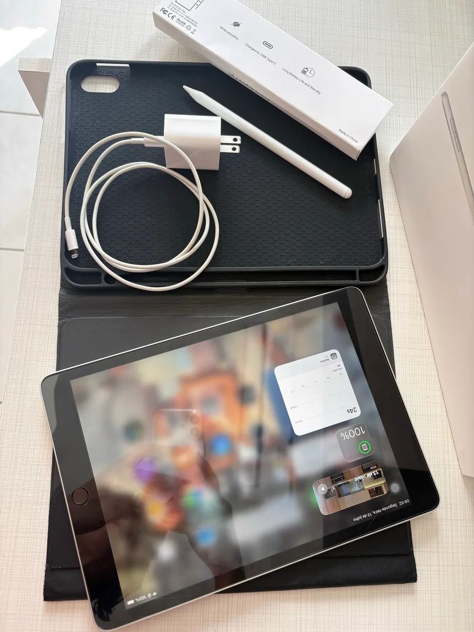 Vendo IPad geração 9 + acessórios  - Foto 3