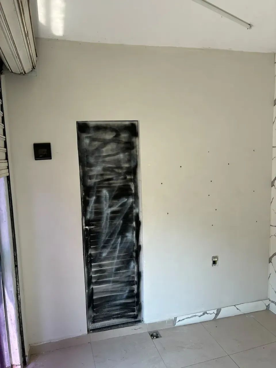 LOJA COMERCIAL PRONTA E SUPER BEM LOCALIZADA . ALUGA-SE - Foto 5