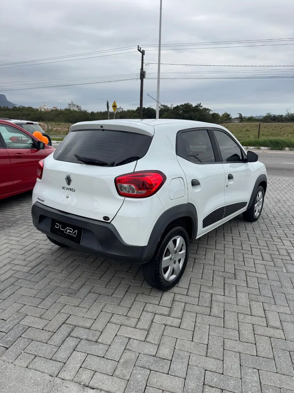 Renault Kwid Zen 1.0 Flex 12V 5P Mec. 2018 - Foto 3