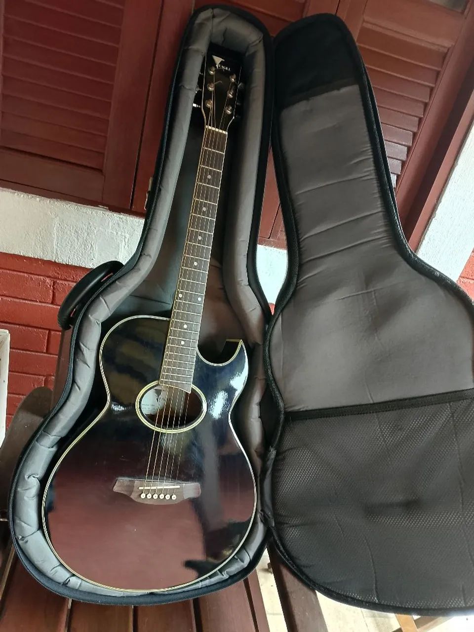 Vendo Violão Eagle eletroacústico com semi case - Foto 2