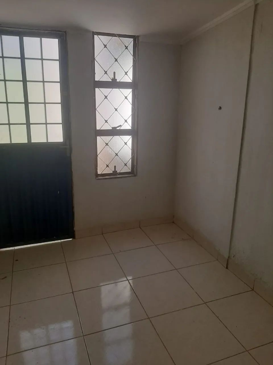 Aluga-se kitnet de 2 quarto - Foto 2