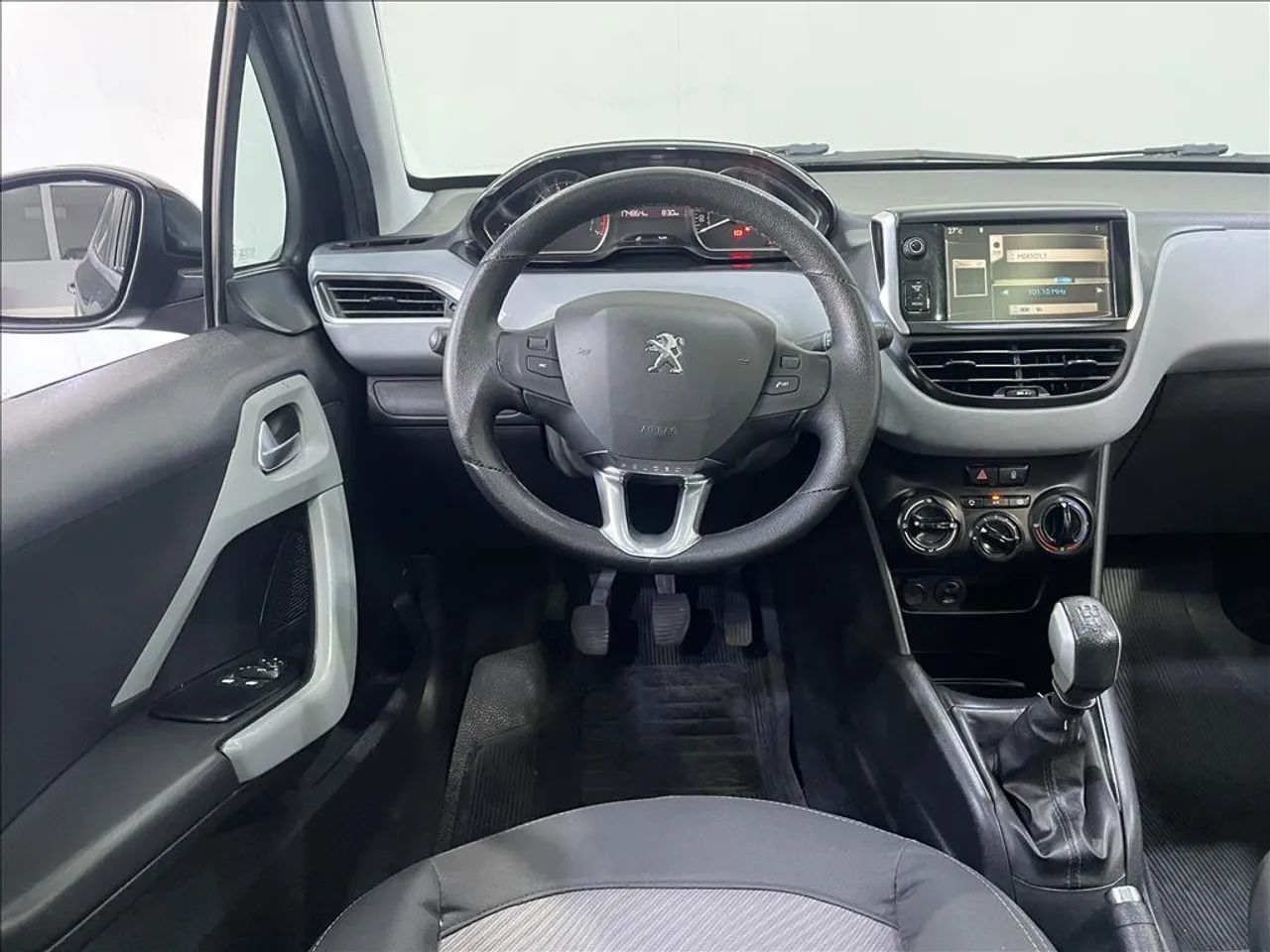Peugeot 208 Allure 1.5 Flex 8V 5p, foto 4 de 20
