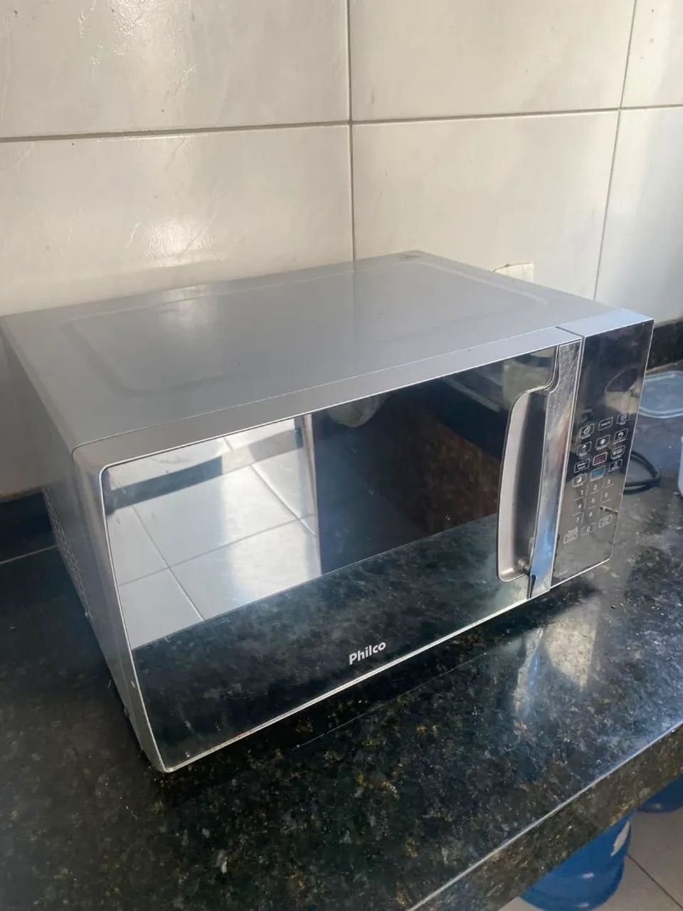 Micro-ondas Philco PMO28S 25L