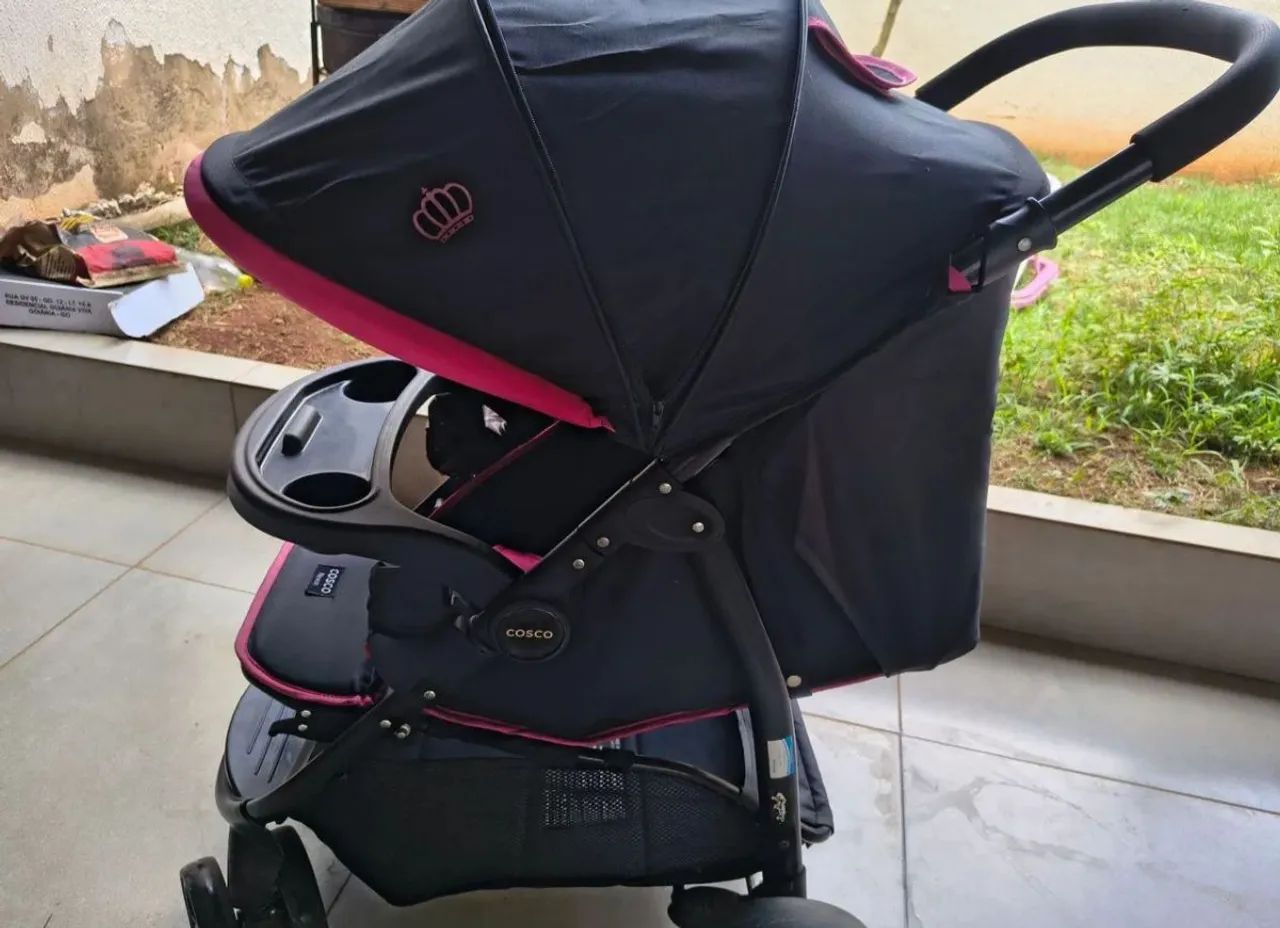 Carrinho de bebe Cosco 390,00