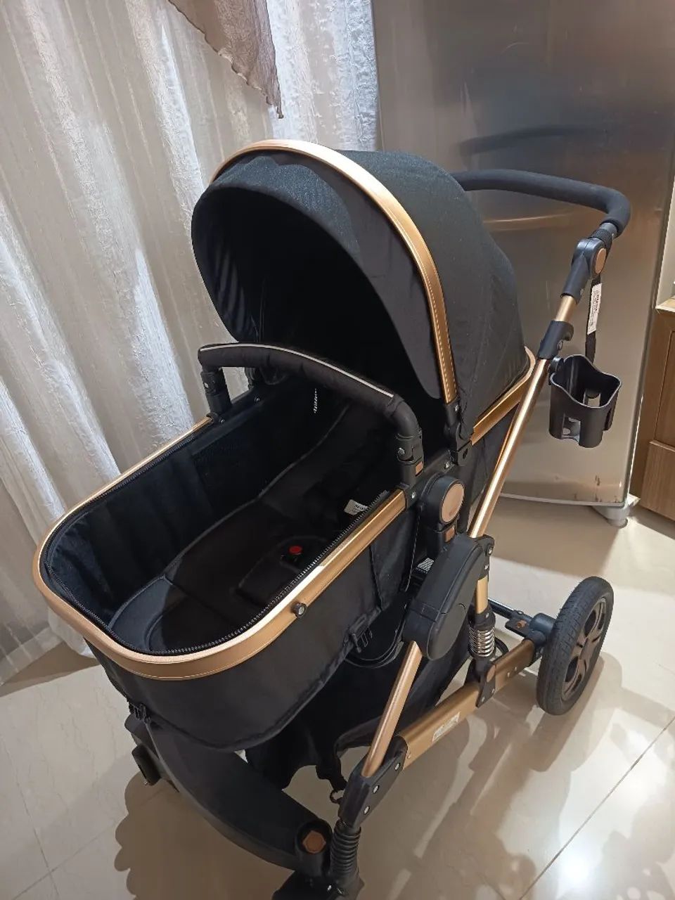 Carrinho de bebê luxo  - Foto 2