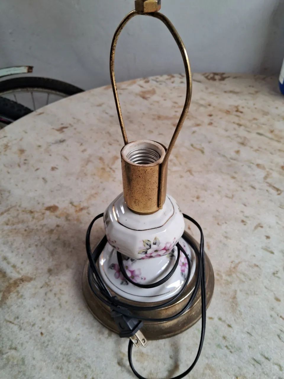 Abajur antigo decoração - Foto 2