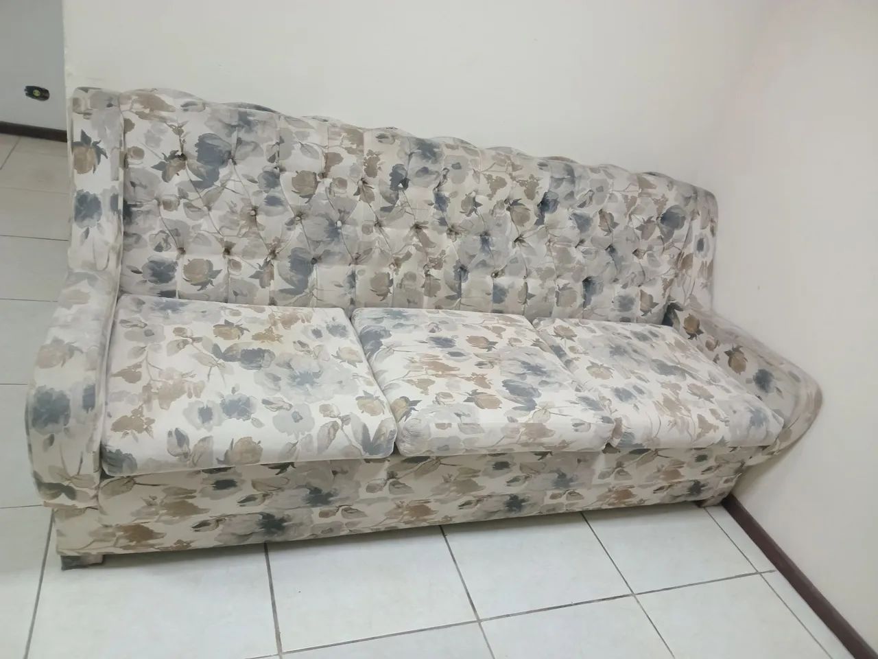 SOFA 5 LUGARES  R$ 299,00 muito top  Alessandro  * 